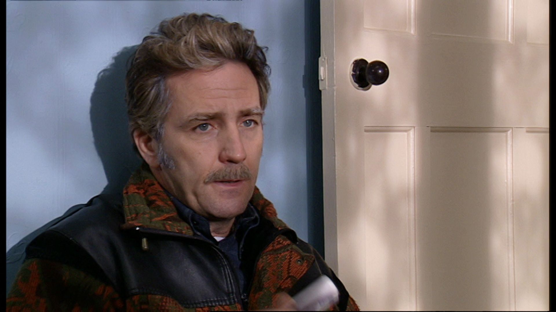 Clic | Talcen Caled - Cyfres 4 | Pennod 1